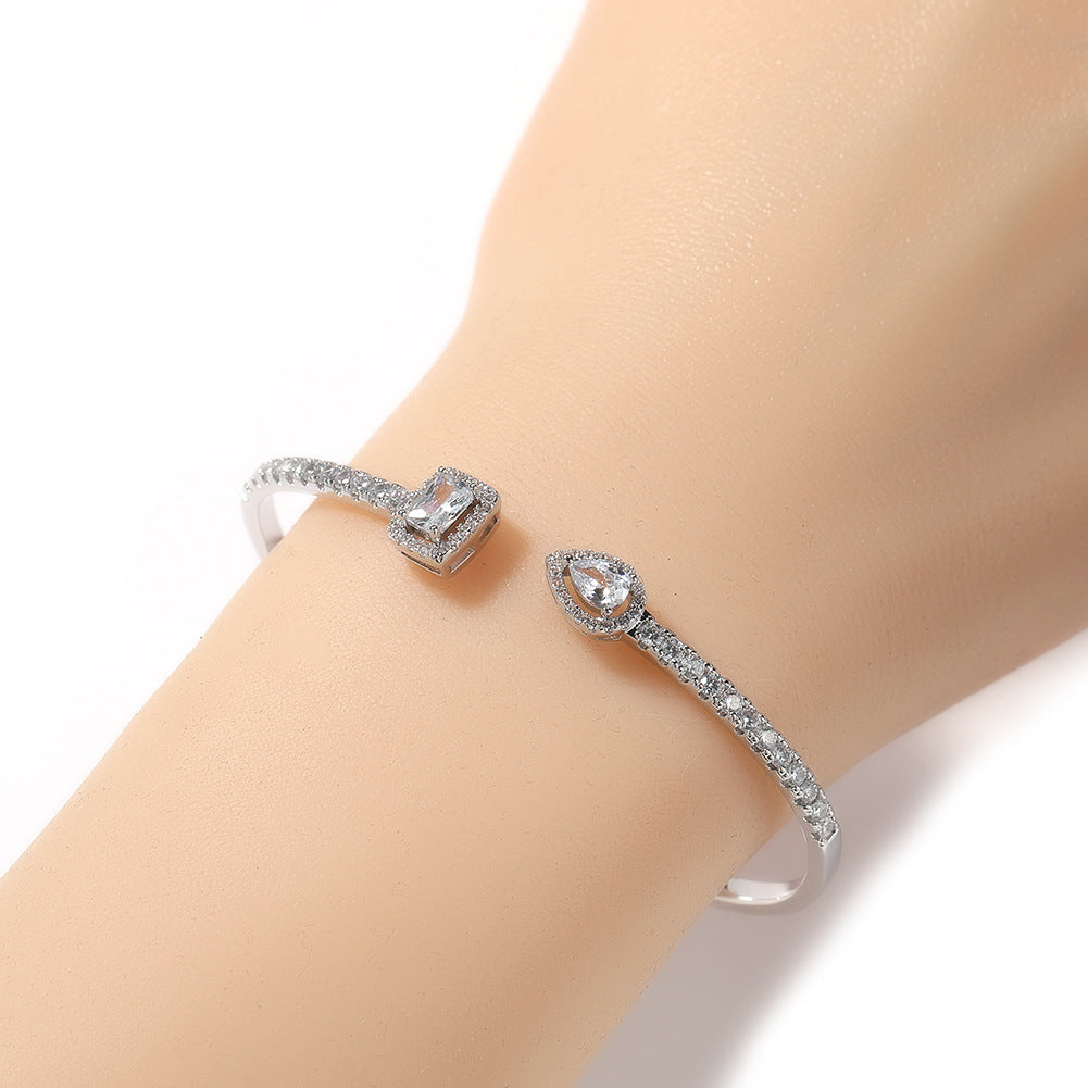 Women's Retro Hip-hop Zircon Bracelet