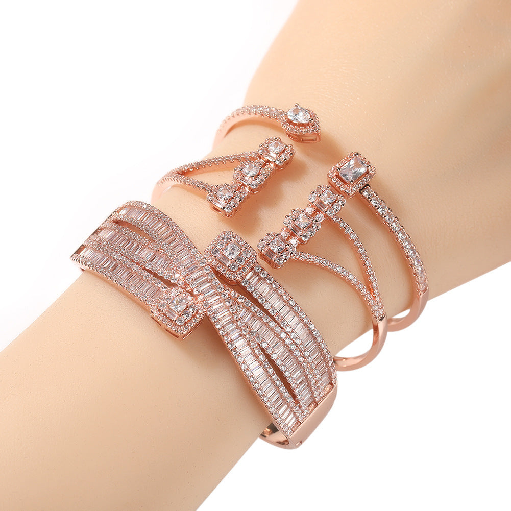 Women's Retro Hip-hop Zircon Bracelet